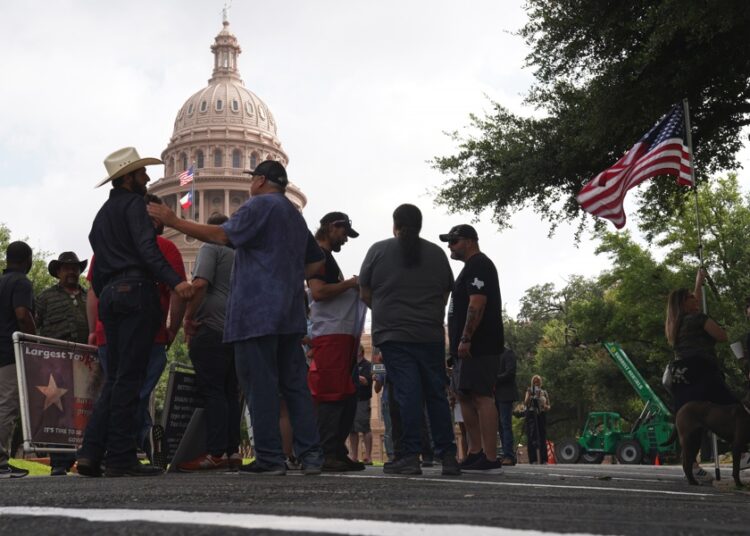 Autoridades evacúan Capitolio de Texas tras amenaza «creíble»