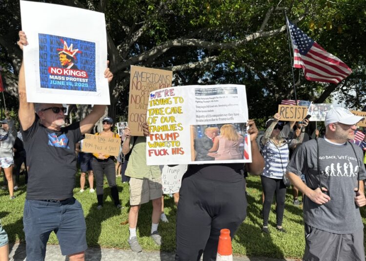 EEUU se llena de masivas protestas contra el «autoritarismo» de Trump