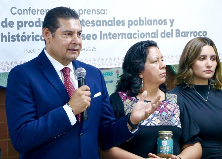 Gobernador presenta liquidación de deuda del PPS del Museo Barroco