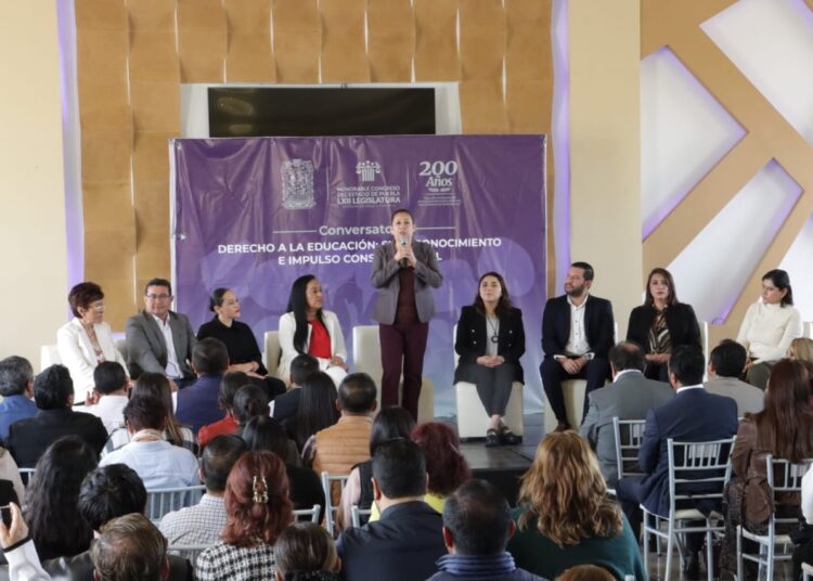 Impulsa Laura Artemisa participación social en tareas de educación