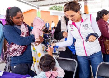 MariElise Budib visita San Miguel Espejo para dar seguimiento a «Pequeños Imparables»