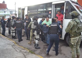 Intensifican operativos en transporte público
