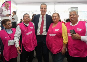 SMDIF y la Gran Bodega firman convenio “Empacadores Voluntarios”