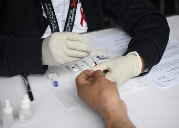 Realizan Jornada Masiva de detección de sífilis, VIH y hepatitis