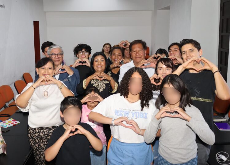 «Comunícate con el mundo» continúa impulsando las habilidades en San Pedro