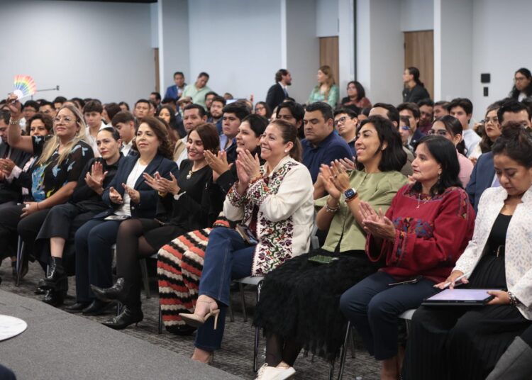 Jóvenes poblanos respaldan reformas en ciberseguridad: «son para proteger»