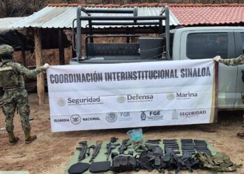 Detienen en Culiacán a 10 personas vinculadas con ‘Los Mayos’