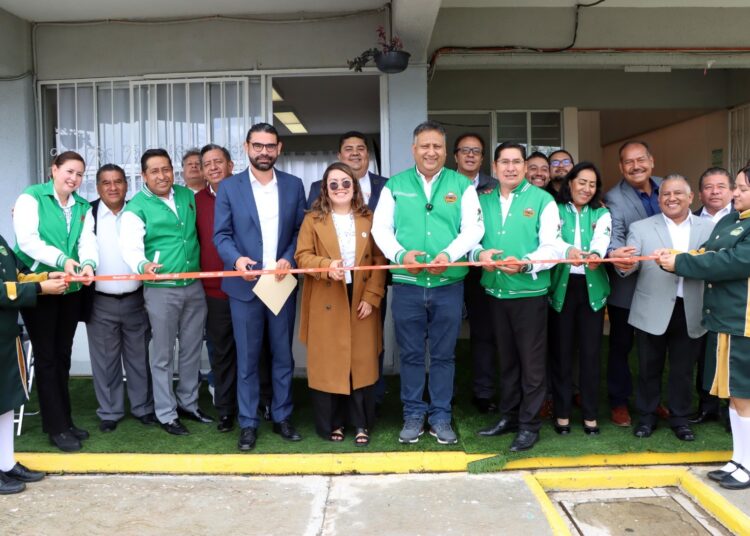 Sección 51 del SNTE inaugura laboratorio vivo en El Cemey