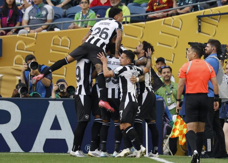 El Botafogo muerde al rey de Europa