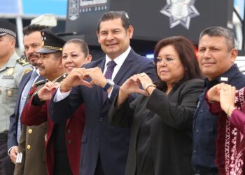 Armenta refrenda compromiso con la libertad de expresión