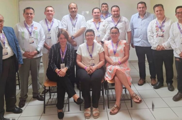 Anáhuac suma voz al futuro de la educación jurídica en el Congreso Nacional ANFADE