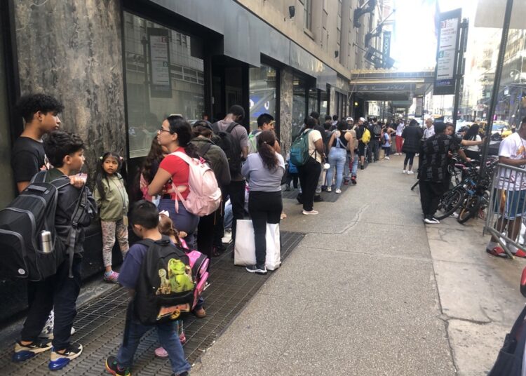 Hotel Roosevelt cierra su refugio de inmigrantes en Nueva York