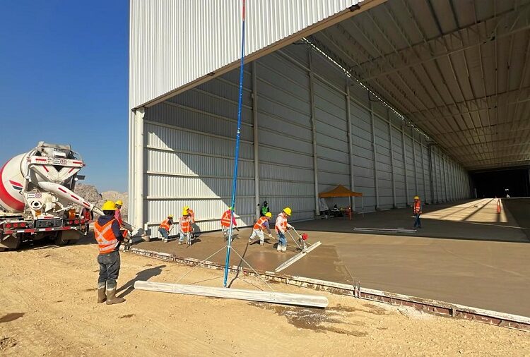 Cemex aporta resistencia y sostenibilidad a meganave de industria refresquera en Edomex