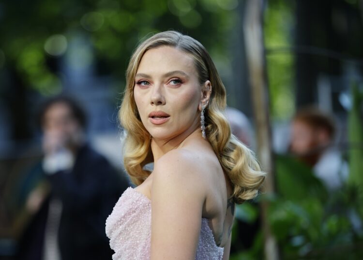 Scarlett Johansson, líder dentro y fuera de la pantalla en ‘Jurassic World: El renacer’
