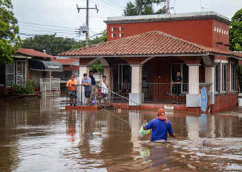‘Erick’ deja fuertes lluvias en el sur de México
