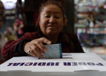 FOTOS: Amplia afluencia de votantes en jornada para renovar el PJF
