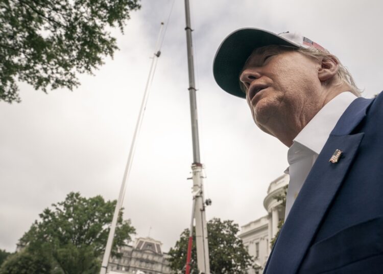 Trump aún no ha tomado una decisión sobre si atacar a Irán