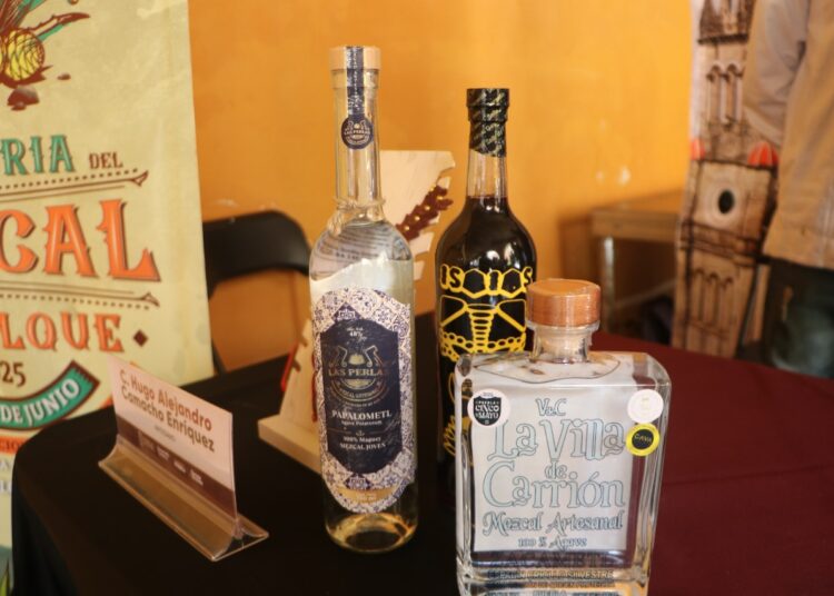 Presentan 4.ª Feria del Mezcal y Pulque de Atlixco