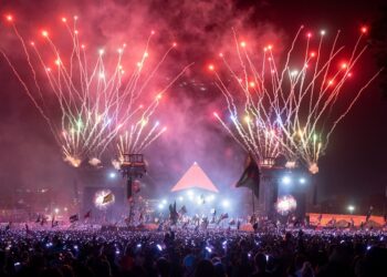 Glastonbury abre sus puertas a fans de Rod Stewart, Olivia Rodrigo o Neil Young