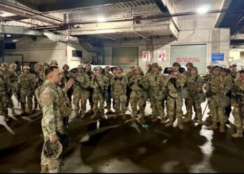 Guardia Nacional de EE.UU., llega a Los Ángeles para aplacar protestas contra redadas