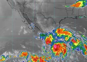 Se pronostican lluvias torrenciales en Guerrero y Oaxaca por huracán Erick