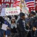 Los Ángeles se resiste a doblegar su defensa de los indocumentados