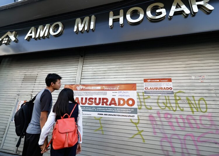 8 tiendas chinas siguen cerradas por diversas irregularidades