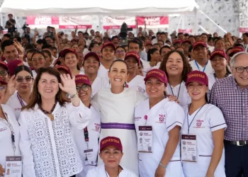 Salud casa por casa es una política pública hecha con amor: Claudia Sheinbaum da inicio al programa en Morelos