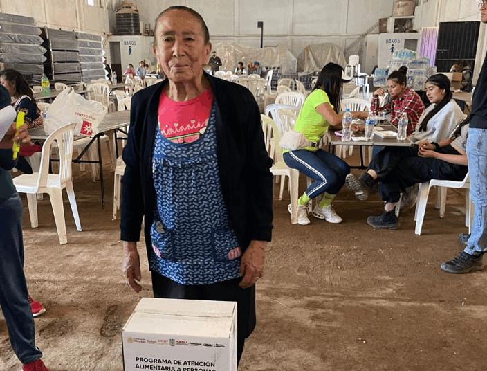 SEDIF continúa el apoyo a damnificados por tromba