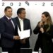 Firman convenios para seguridad en tenencia de propiedad