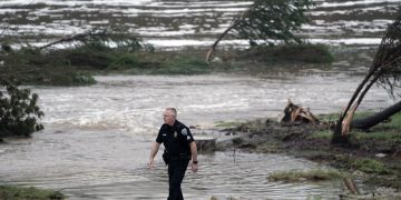 Inundaciones en Texas dejan ya 32 víctimas mortales