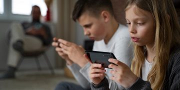 Piden campañas de sensibilización para prevenir el cutting y el sexting