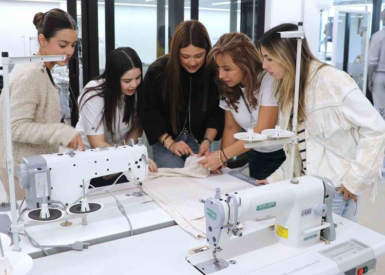 Estudiar Negocios de la Moda es construir un futuro sólido