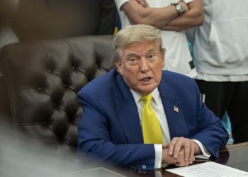 Caso Epstein causa un choque en el círculo de Trump, FBI y DOJ