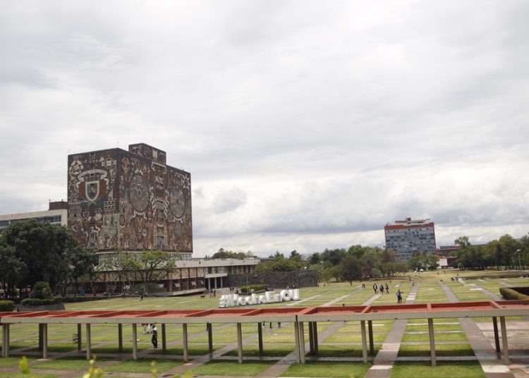 Logran cuatro jóvenes puntaje perfecto en la UNAM