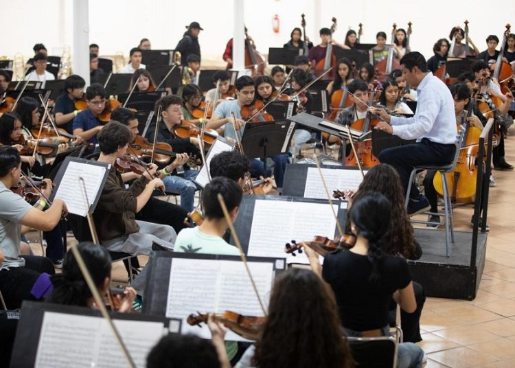 Orquesta Sinfónica Infantil de México realiza campamento en Puebla