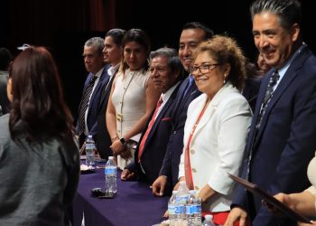 El SMDIF comprometido con impulsar la educación en Cuautlancingo: Tere Alfaro