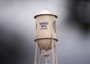 Warner Bros recorta el 10% de su plantilla en el cine
