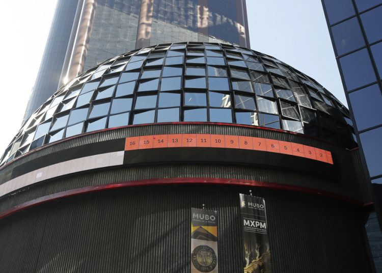 Bolsa de México repuntó dos caídas y acumuló avance del 1,87 %