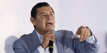 Armenta, de acuerdo con proyecto de tren elevado