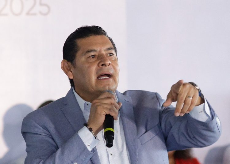 Armenta, de acuerdo con proyecto de tren elevado