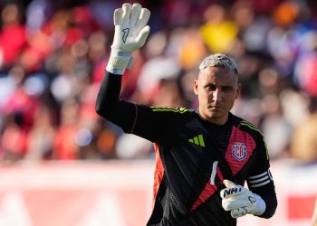 Keylor Navas recibe visa para poder jugar con Pumas