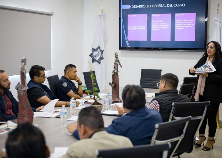 Para seguridad de la ciudadanía, Policía Auxiliar se certifica en tema de igualdad