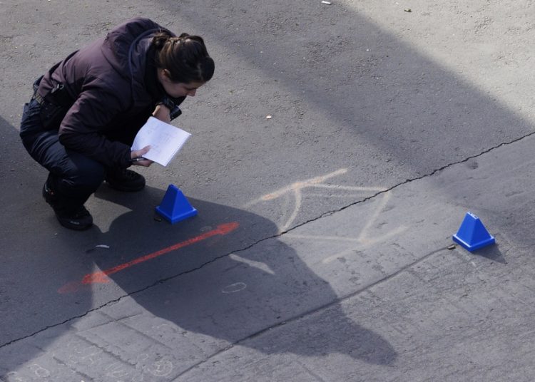 Un tiroteo en Chicago deja 4 muertos y 14 heridos