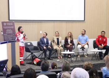 Voluntariado del Congreso conmemora Día Mundial del Perro