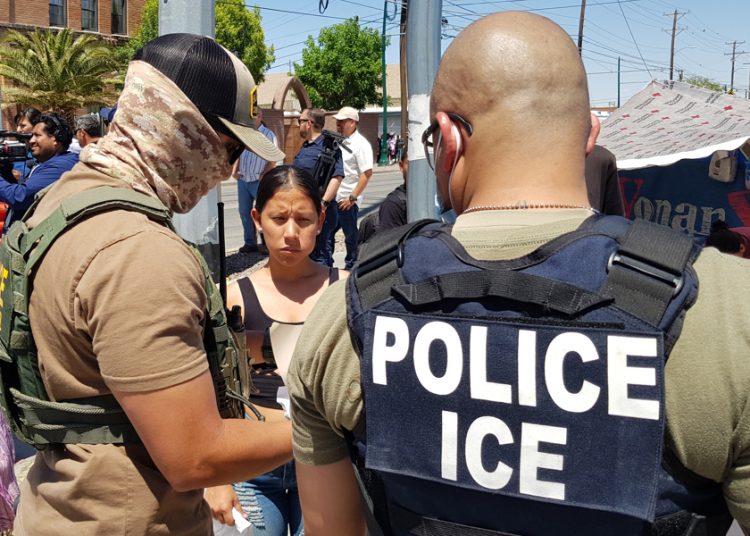 Gobierno Trump ordena no otorgar fianza a inmigrantes detenidos que pelean su deportación