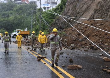 La tormenta tropical Flossie se debilita