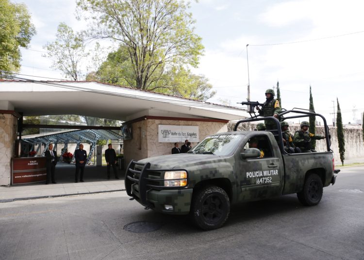 Movilización policial por presunta mala práctica en Valle de Los Ángeles