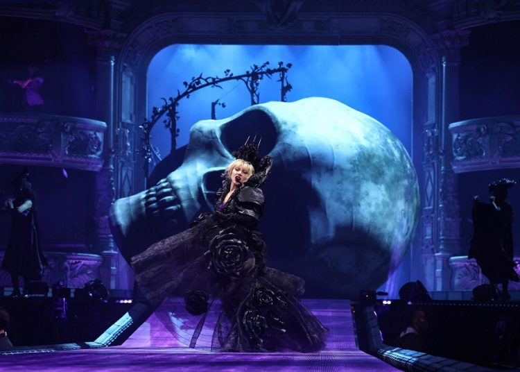 Lady Gaga inicia su gira ‘The Mayhem Ball’ en Las Vegas