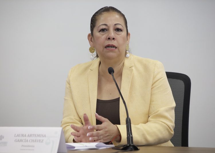 Expresidentes, obligados a transparentar recursos de su gestión